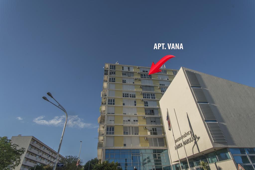 Apartment Vana Split Bagian luar foto
